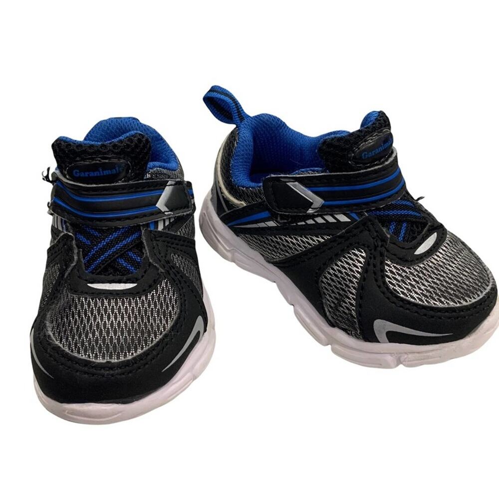 Garanimals‎ blue and white shoes. Size 4.